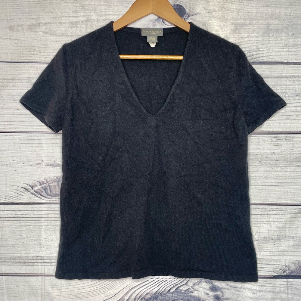 Banana Republic cashmere sweater shirt size L
